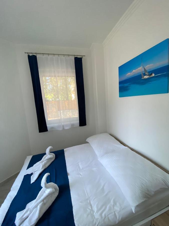 Karinthy Haz Pensionat Siófok Exteriör bild